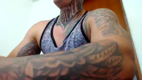 Snapshot of colombian_monster_cock chatting on February 2025 06:19:02 PM camilo online show from February 2025 06:19:02 PM