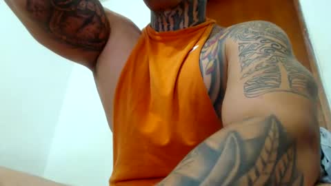 Snapshot of colombian_monster_cock chatting on February 2025 07:03:01 AM camilo online show from February 2025 07:03:01 AM
