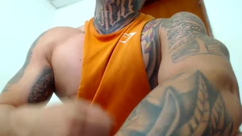 Snapshot of colombian_monster_cock chatting on February 2025 07:49:01 AM camilo online show from February 2025 07:49:01 AM