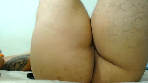 Snapshot of colombian_monster_cock chatting on February 2025 03:45:02 AM camilo online show from February 2025 03:45:02 AM
