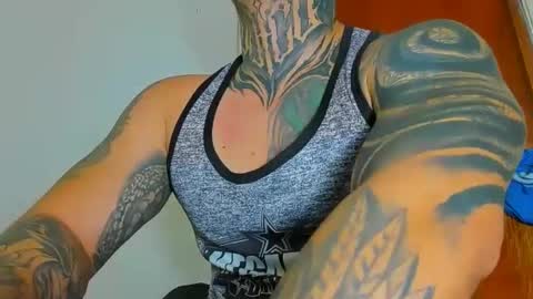 Snapshot of colombian_monster_cock chatting on September 2025 02:52:02 PM camilo online show from September 2025 02:52:02 PM