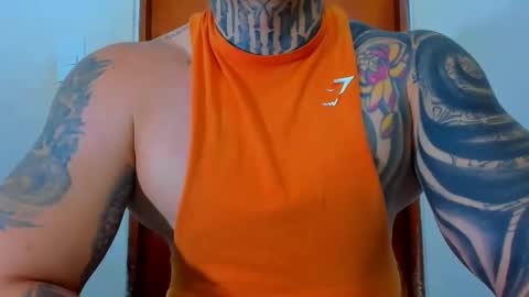 Snapshot of colombian_monster_cock chatting on October 2025 06:03:02 AM camilo online show from October 2025 06:03:02 AM