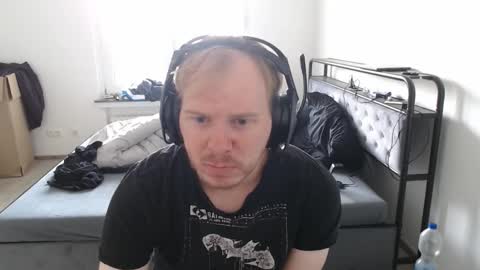 Snapshot of commanderchip chatting on October 2025 12:39:02 PM commanderchip online show from October 2025 12:39:02 PM