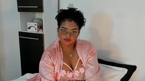 conielaurenth online show from December 2025 10:02:01 AM