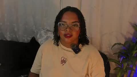 conielaurenth online show from May 2026 02:07:02 AM