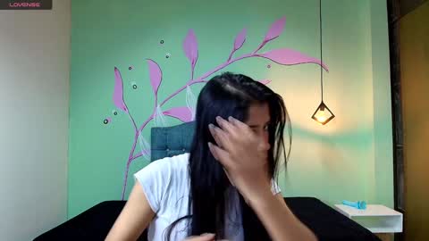 Snapshot of connie_bell chatting on January 2025 12:05:02 PM C O N N I E online show from January 2025 12:05:02 PM