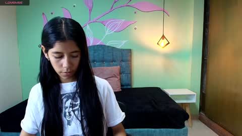 Snapshot of connie_bell chatting on February 2025 12:05:02 PM C O N N I E online show from February 2025 12:05:02 PM