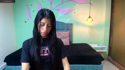 Snapshot of connie_bell chatting on February 2025 12:02:02 PM C O N N I E online show from February 2025 12:02:02 PM