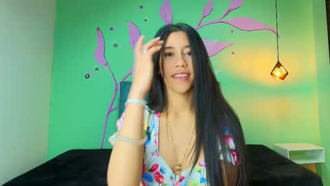 Snapshot of connie_bell chatting on November 2025 08:52:02 PM C O N N I E online show from November 2025 08:52:02 PM