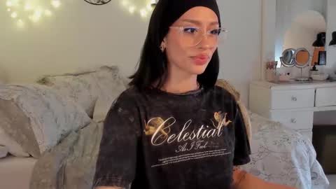 connie    online show from February 2025 01:14:02 PM