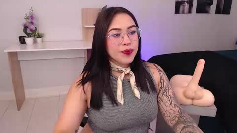 Snapshot of connie_haze chatting on January 2026 08:32:01 PM Connie online show from January 2026 08:32:01 PM