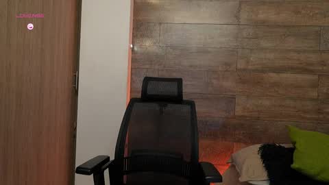 connor_h1 online show from April 2026 04:28:01 AM