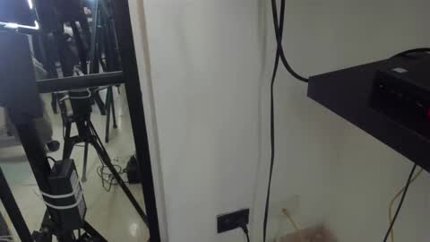 connor_stone_ online show from November 2025 08:43:01 PM