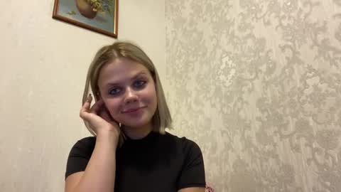 Snapshot of constancecovil chatting on March 2026 01:18:01 PM Viktorina online show from March 2026 01:18:01 PM
