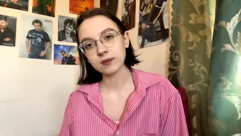 consuelamcelwaine online show from April 2026 11:00:01 AM