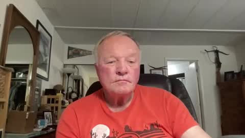 Snapshot of cookoosnest chatting on May 2026 05:04:02 AM cookoosnest online show from May 2026 05:04:02 AM