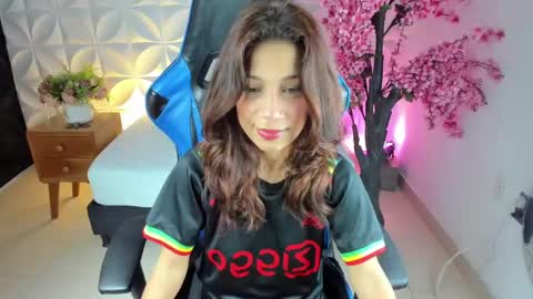  CORA  online show from January 2025 12:18:01 PM