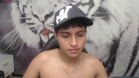 Cora online show from February 2025 12:29:01 AM