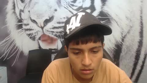 Cora online show from February 2025 12:20:02 AM