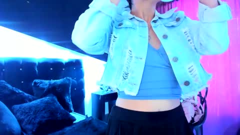 Coral  online show from February 2025 12:11:02 PM