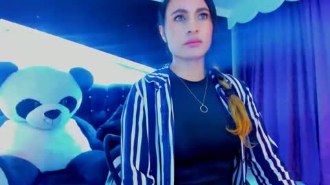 Coral  online show from February 2025 10:18:02 AM