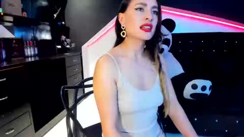 Coral  online show from March 2025 03:37:01 PM