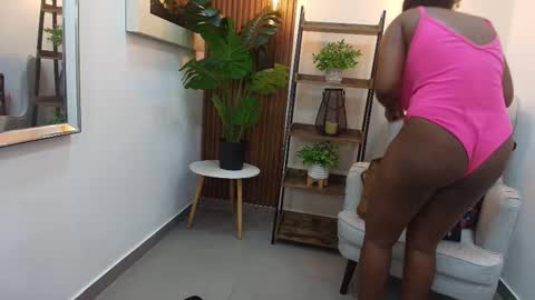 Snapshot of coral_lise chatting on September 2025 11:10:02 AM Coral online show from September 2025 11:10:02 AM