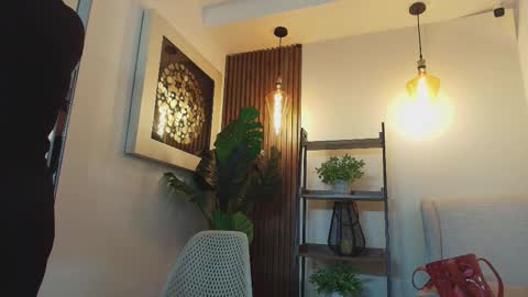 Snapshot of coral_lise chatting on September 2025 11:15:02 AM Coral online show from September 2025 11:15:02 AM