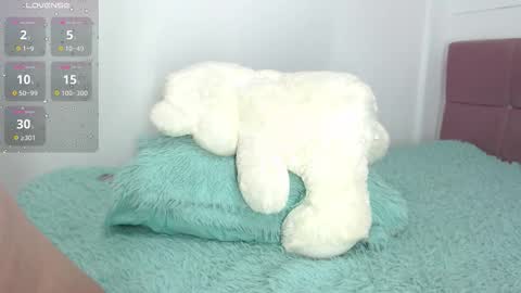 Snapshot of coraline_fox2 chatting on October 2025 02:56:02 PM coraline online show from October 2025 02:56:02 PM