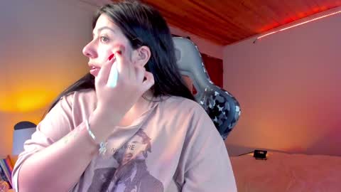 Snapshot of coraline_latin chatting on December 2024 09:54:01 PM Coraline online show from December 2024 09:54:01 PM