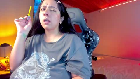 Snapshot of coraline_latin chatting on January 2025 12:30:01 AM Coraline online show from January 2025 12:30:01 AM