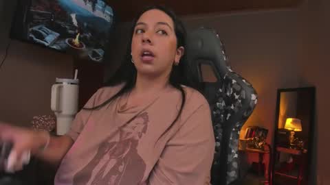 Snapshot of coraline_latin chatting on February 2025 10:04:02 PM Coraline online show from February 2025 10:04:02 PM