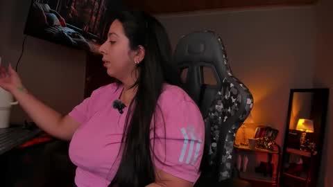 Snapshot of coraline_latin chatting on February 2025 09:16:01 PM Coraline online show from February 2025 09:16:01 PM