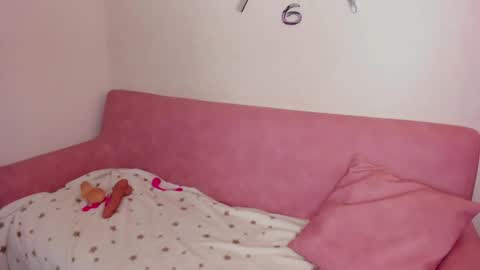 Snapshot of coralinered chatting on May 2026 02:46:01 PM Red online show from May 2026 02:46:01 PM