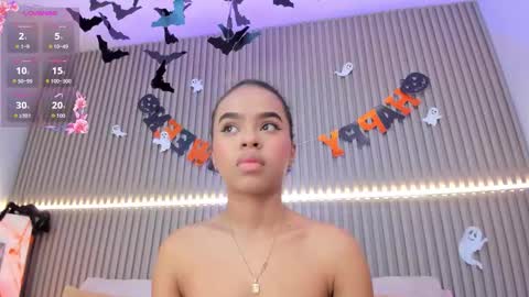 Snapshot of coralineross_ chatting on October 2025 10:57:02 AM coralineross_ online show from October 2025 10:57:02 AM