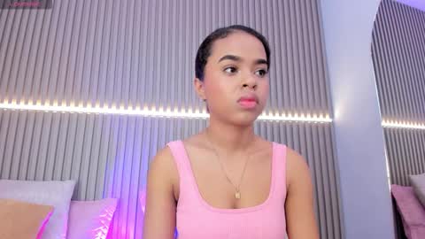 Snapshot of coralineross_ chatting on October 2025 10:59:02 AM coralineross_ online show from October 2025 10:59:02 AM