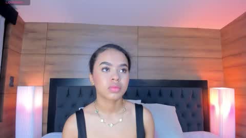 coralineross_ online show from January 2026 11:02:02 AM