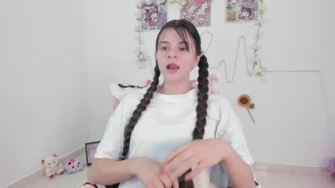 Snapshot of coralinexxx07 chatting on July 2026 10:15:02 PM Coraline uwu Bienvenidos al dulce mundo de Coraline Hola amores soy Coraline Una chica tierna juguetona online show from July 2026 10:15:02 PM