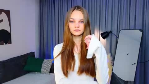 Snapshot of corazonmalinky chatting on November 2025 03:55:02 PM Lia online show from November 2025 03:55:02 PM