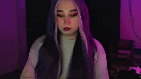 corefinder_xx online show from October 2025 04:19:01 PM