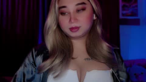 Snapshot of corefinder_xx chatting on April 2026 01:22:01 AM corefinder_xx online show from April 2026 01:22:01 AM