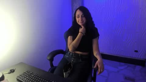 corey_taylor7 online show from February 2026 01:06:01 PM