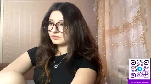 Elisheva online show from April 2026 12:20:01 PM