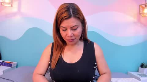 Snapshot of corina_taylor12 chatting on April 2026 12:20:01 PM corina_taylor12 online show from April 2026 12:20:01 PM