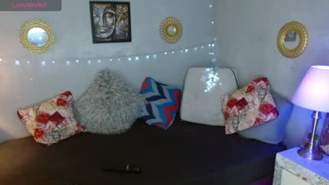 Snapshot of corinndupont chatting on May 2026 07:57:02 AM CORINNDUPONT online show from May 2026 07:57:02 AM