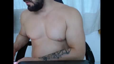 corolaxxl online show from December 2025 02:38:01 AM