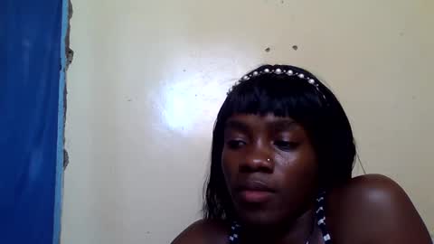 Snapshot of cosabella_cosie chatting on May 2026 12:26:02 PM Cosabella online show from May 2026 12:26:02 PM