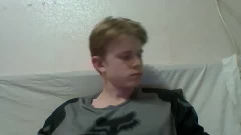 Snapshot of cosm2312 chatting on June 2026 05:39:02 PM Andrew online show from June 2026 05:39:02 PM