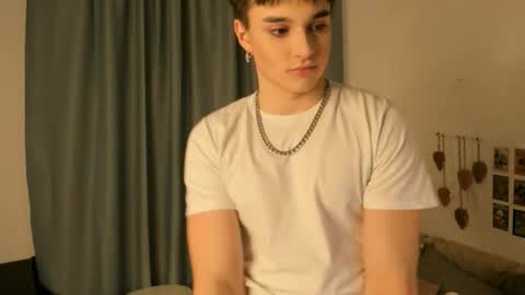 Henry online show from February 2026 08:42:02 PM