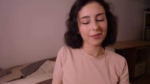 Snapshot of cosmos_baby chatting on June 2026 06:44:01 PM Luna online show from June 2026 06:44:01 PM